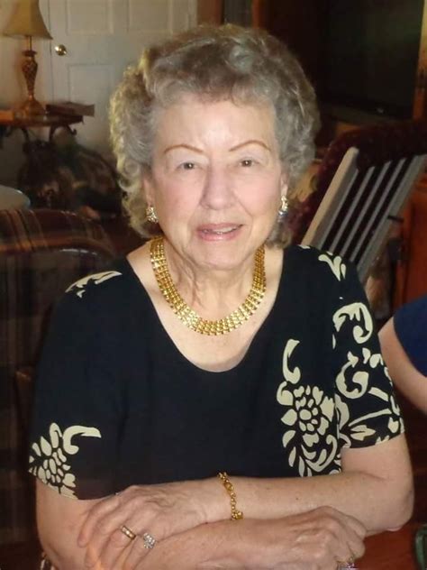 obituary of elizabeth thomas hallums sellars funeral home