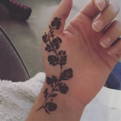 Rose Vine Henna Mehndi Tattoo Hennabydeej Mehndi Designs For Fingers Henna Designs Hand