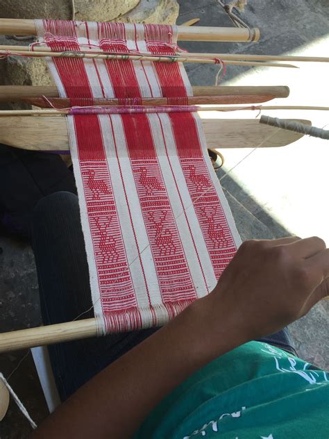 Many Ways To Weave Weaving Backstrap Loom Inkle Weaving