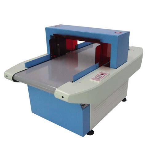 Industry metal detector can be used in food, pharmaceutical, chemical,textile and garment, toy industry and so on, and it can be applied for cookies, sauces, dumpling, hum, soup, candy, meat, frozen food, salted food, fast food, bakery etc, and other industries that have special requirements on. Broken Needle Detector For Textile / Garment Industrial ...