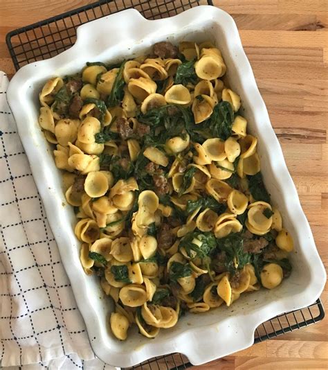 This dinner is made extra easy with help from pillsbury™ refrigerated crescent dough sheet. Italian Sausage, Spinach And Mushroom Recipes - Grilled ...