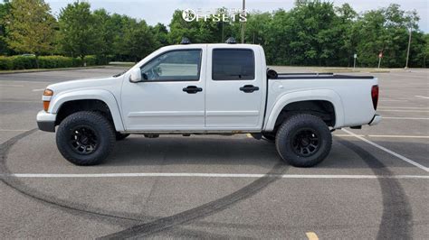 2009 Chevrolet Colorado Wheel Offset Aggressive 1 Outside Fender