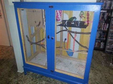 Very clear and comprehensive demonstration and advice about setting up your parakeets' cage. Homemade bird cage! I want to do this with my old snake cage. | Bird cage, Parrot toys, Diy bird ...
