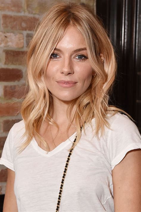 Beauty Tips Celebrity Style And Fashion Advice From Instyle Sienna Miller Hair Blonde Hair