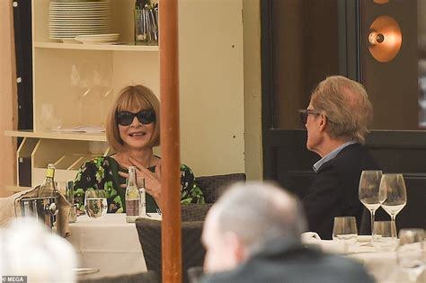 Bill Nighy And Anna Wintour Enjoy Another Cosy Dinner Daily Mail Online