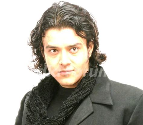 Aniruddh made his debut in imagine tv's raajkumar aaryyan. Aniruddh Dave Media