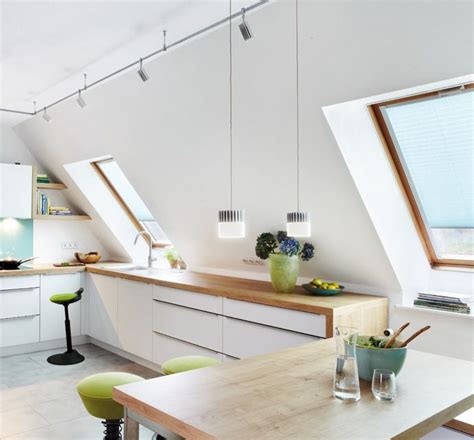 Indirekte beleuchtung led 75 ideen für jeden wohnraum. Oligo BOURBON | Wohnung küche, Schräge decke, Beleuchtung