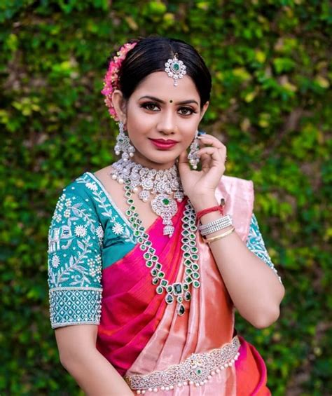 Pin By Preksha Pujara On 01sanjay Menavan Fashion Indian Wedding Saree