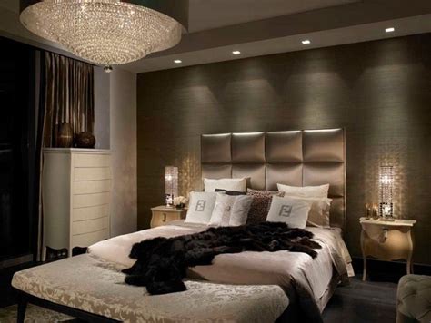 We have collated a fantastic range of feature wall bedroom wallpaper designs that. Fashionable designer bedroom wallpaper ideas for fabulous ...