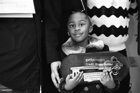 Tracy Morgan S Daughter Maven Sonae Morgan Holds His Key To The City News Photo Getty Images