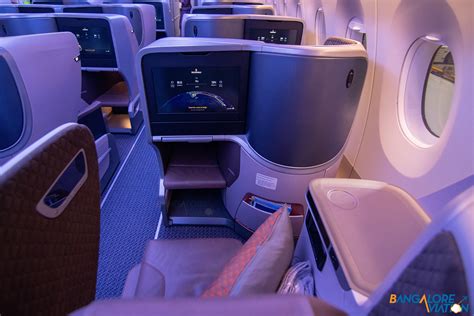 When you're travelling for business, everything must go as planned. Inflight review: Singapore Airlines Business Class: Airbus ...