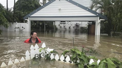 Queensland Flood Crisis Time Lapse Video Shows Scale Of Floodwater