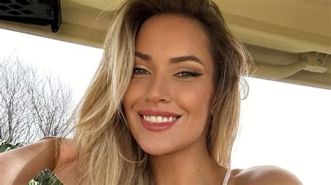 Paige Spiranac Displayed Her Curves After Showing Off Her Favorite Golf