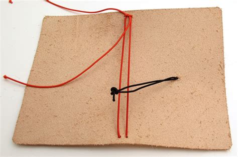 Buiten de lijntjesbuiten de lijntjes: Make it yourself - Midori Traveler's style leather Moleskine Cahier or Field Notes notebook ...