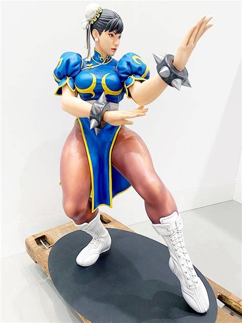 Life Sized Chun Li And M Bison Statues 4 Out Of 9 Image Gallery