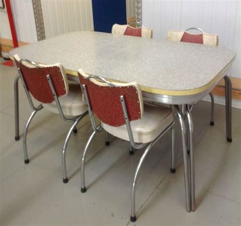 24 x 42 inch 24 x 30 inch. Retro Vintage 1950'S Laminate Kitchen Table 4 Chairs ...