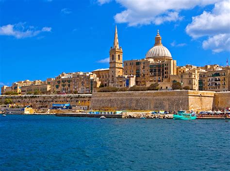 Avec trois îles habitées sur sept l'île de malte donne le « la » quant à l'économie de l'archipel en ce qui concerne le commerce extérieur, le. malte paysage Archives - Voyages - Cartes