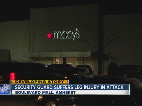 Security Guard Stabbed At Boulevard Mall