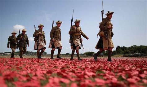 Ww1 Centenary 100 Years On It Is Right We Stop To Remember The Brave