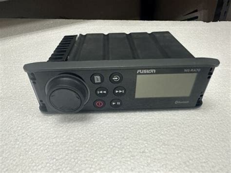 Fusion Ms Ra70 Marine Stereo Bluetooth 2 Zone Boat Radio Ipx6 Water