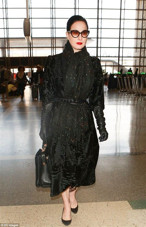 Glamour Girl Dita Kept Her Look Mostly Monochromatic Pairing Her
