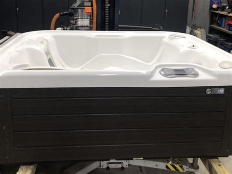 Buy Certified Pre Owned Hot Tubs In Rochester Thatcher Pools And Spas