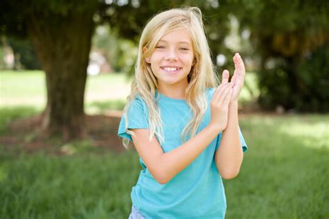 Clapping Hands Kids Images Browse 4184 Stock Photos Vectors And