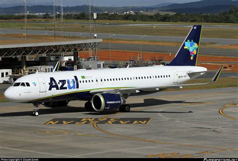 Pr Yrf Azul Linhas Aéreas Brasileiras Airbus A320 251n Photo By Claude