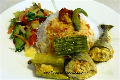 Biasanya dimakan dengan nasi dagang, atau naik putih pun boleh. Pearl Food Stall ( Gerai Makan Mutiara ): NASI CAMPUR ...