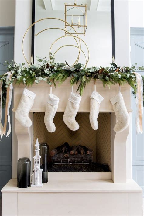 30 Fireplaces To Warm Up To This Winter Christmas Mantel Garland