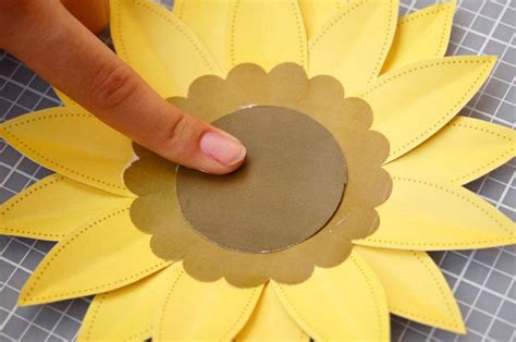 Diy Tutorial Beautiful Paper Sunflowers Hostess With The Mostess