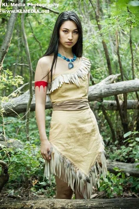 Pocahontas By Vanessa Wedge Cosplay Photo By Kl Media Cosplay Woman Native American Women