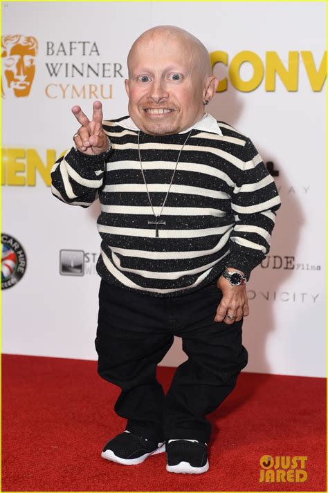 Verne Troyer Dead Mini Me From Austin Powers Dies At 49 Photo