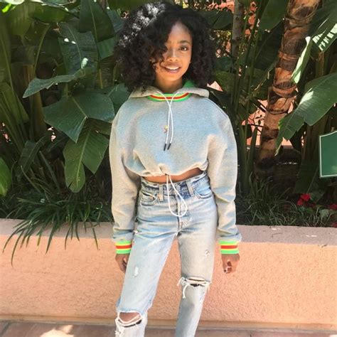 Apr 28, 2013 · dinleyeni, seveni, sayanı gözümde otomatik olarak kalitesizleşen kişi. Le crop top hoodie gris Opening Ceremony de Skai Jackson ...