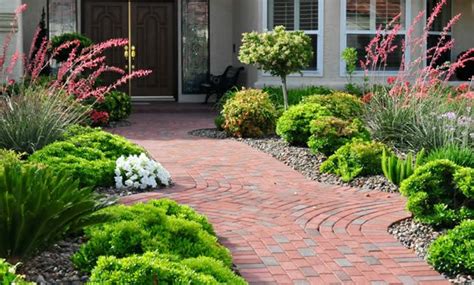 Remodeling a swimming pool ranges from $4,945 and $12,862. Paver - Las Vegas, NV - Photo Gallery - Landscaping Network
