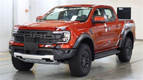 Watch Up Close And Personal With The New Ford Ranger Raptor