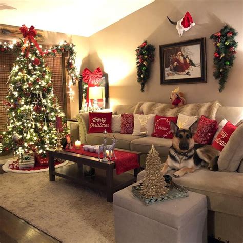 35 Lovely Christmas Living Room Decor Ideas Magzhouse