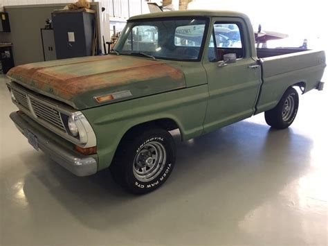 1972 Ford F100 2wd Short Bed 360