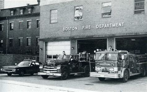 Boston Ma Fd Fire Department Fire Trucks Fire