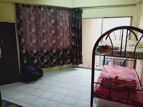 Dapatkan kontrakan atau kosan harian, bulanan, tahunan lengkap dengan fasilitas ekslusif. Rumah Sewa Kuching - Situs Properti Indonesia