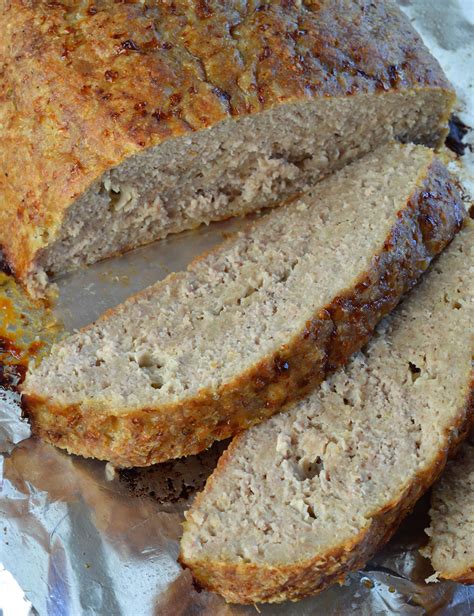 Ground turkey meat loaf, ingredients: Easy Turkey Meatloaf Recipe - WonkyWonderful
