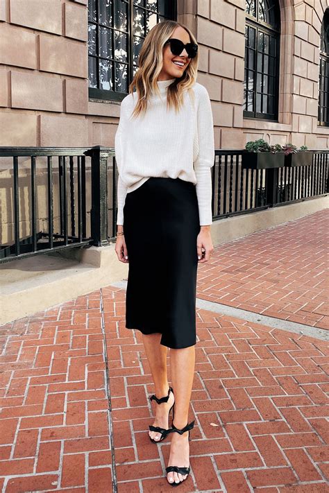Black And White Outfit Ideas With Pencil Skirt Shirt Skirt Casual