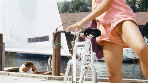 Nude Video Celebs Ursula Karven Sexy Ein Irres Feeling 1984