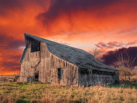 Old Barn Sunset By Rural Shooter Via Flickr Barn Pictures Barn