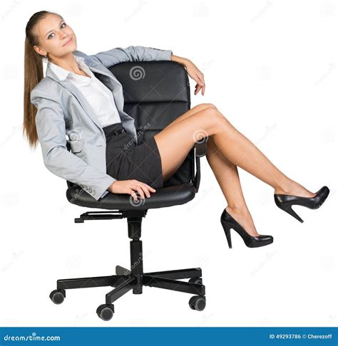 Femme D Affaires Sur La Chaise De Bureau Avec Ses Jambes Plus De Photo Stock Image Du
