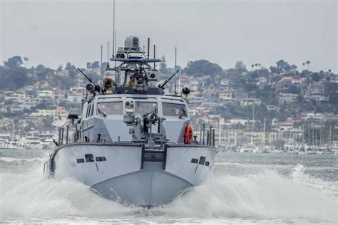 Sailors Travel Aboard An Mark Vi Patrol Boat During Unit Level Training