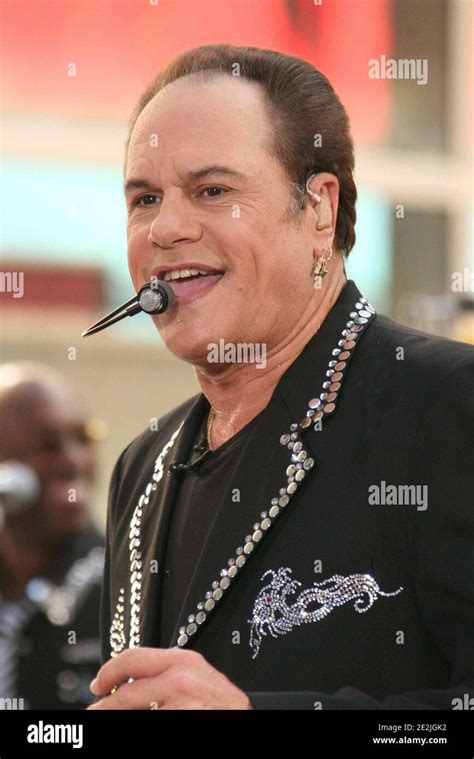Harry Wayne Casey Of Kc And The Sunshine Band Performing On Nbc S Today Show Toyota Summer