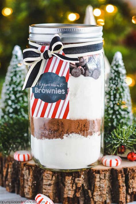 21 Diy Christmas Mason Jars To T Or Decorate With Hot Beauty Health