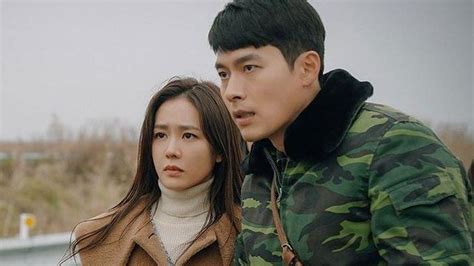 Although only a supporting actor, kim jung hyun's role in crash landing on you is not much that makes the audience love it because of his humor, charm, awesome lines and his charming appearance. Crash Landing On You - Korean Drama - Fan Review (Ye Jin ...