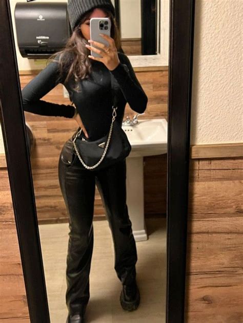 Liasssniperwolfs Insta Story On 2222 In 2022 Fashion Sssniperwolf Leather Pants